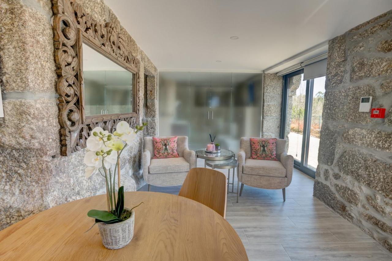 Casas De Tourim