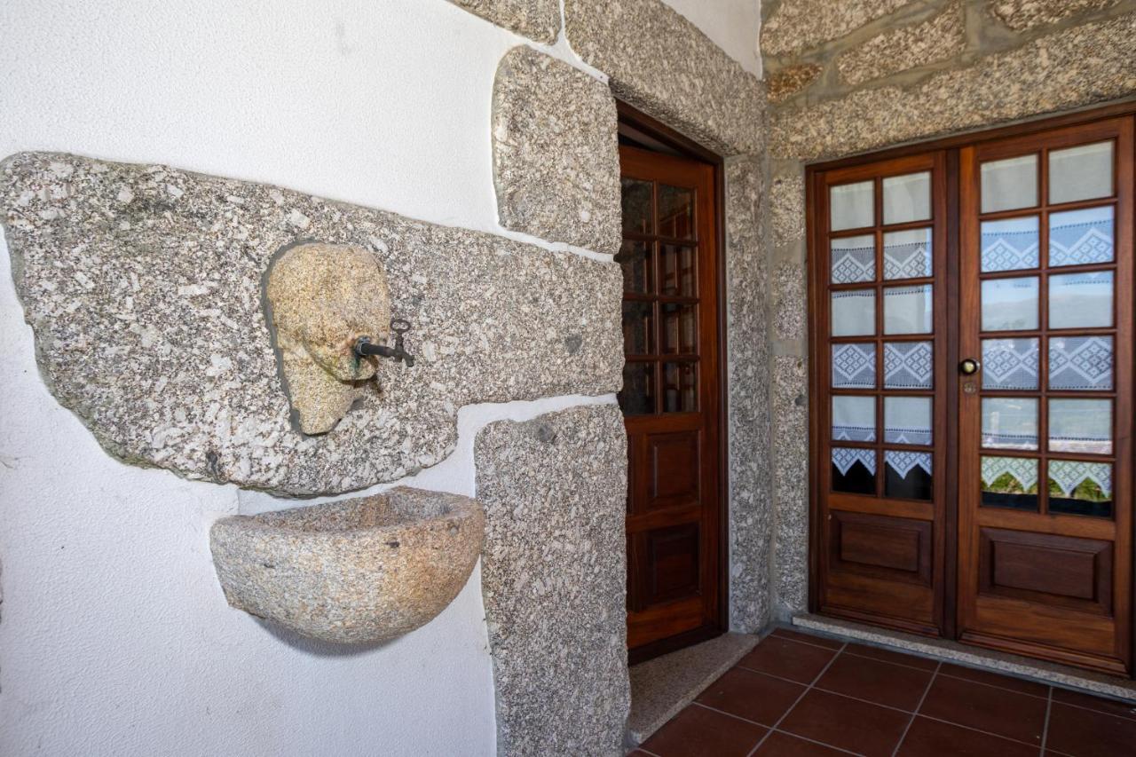 Casas De Tourim * Arcos de Valdevez